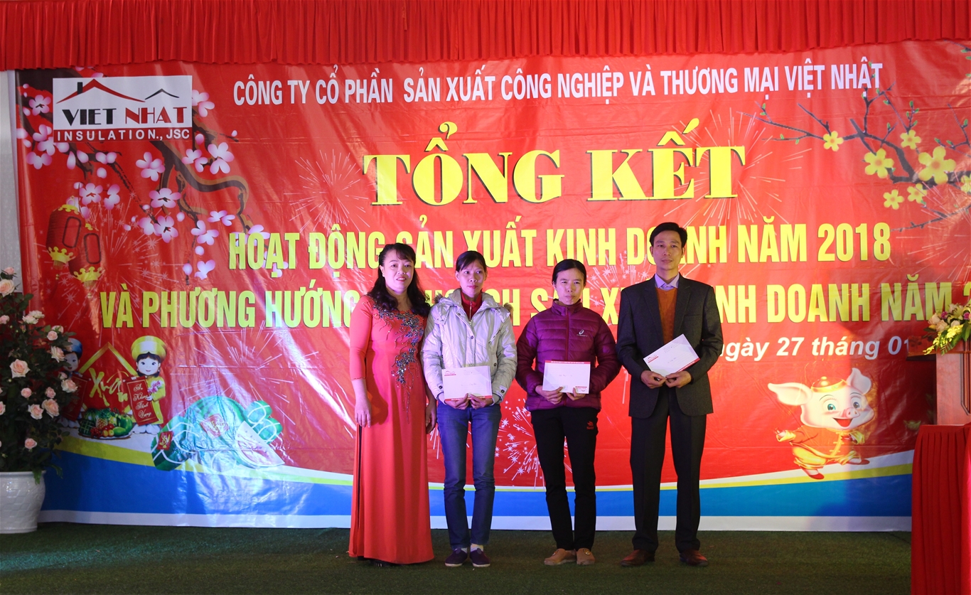 LỄ TẤT NIÊN TỔNG CÔNG TY VIỆT NHẬT 2018 1