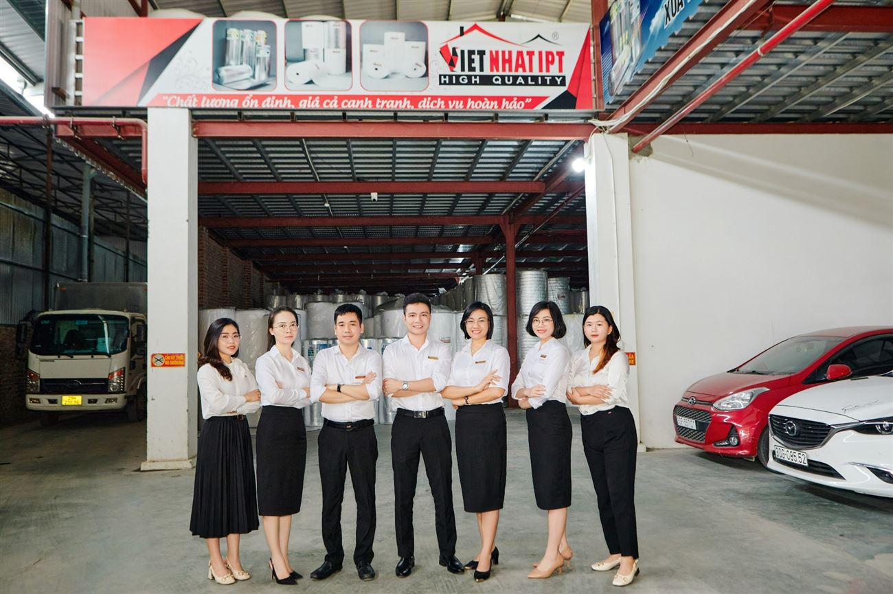 Cán Bộ Công Nhân Viên Nhà Máy Việt Nhật IPT 3